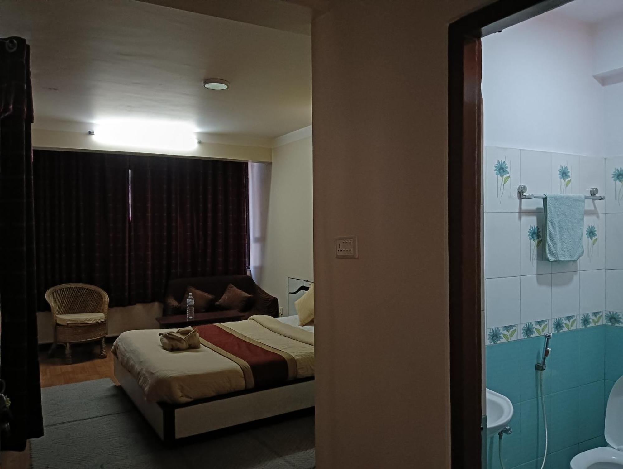 Hotel Pristine Katmandu Dış mekan fotoğraf